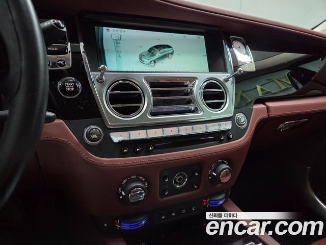 Rolls-Royce Wraith 2016 — photo 16
