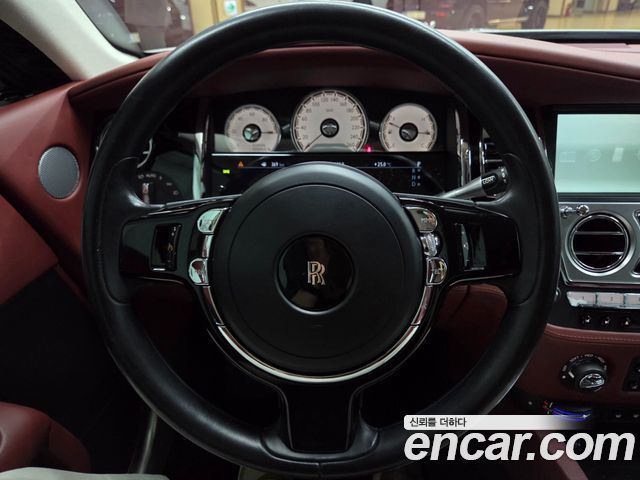 Rolls-Royce Wraith 2016 — photo 17