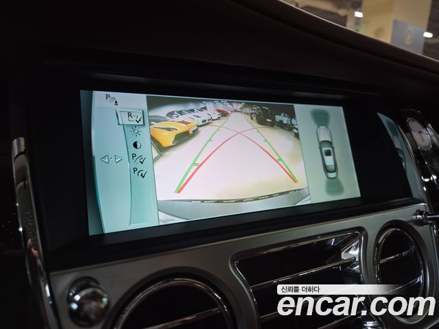 Rolls-Royce Wraith 2016 — photo 18
