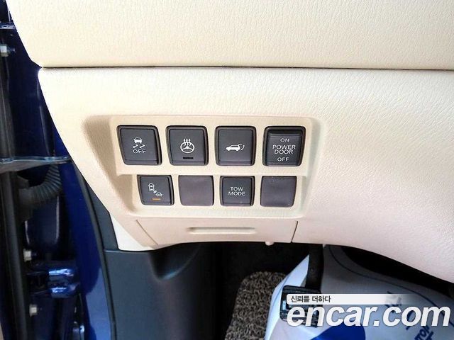 Nissan Pathfinder 2017 — photo 11