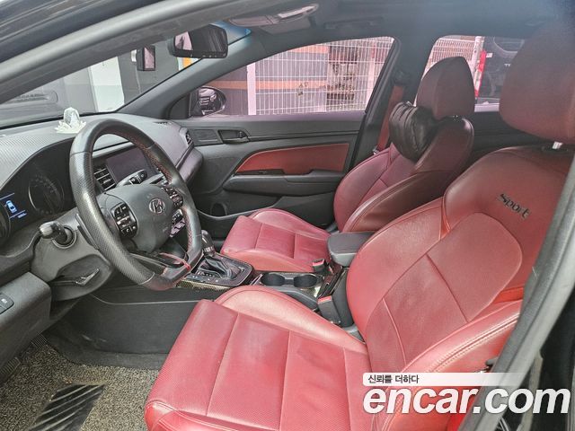 Hyundai AVANTE 2019 — photo 5