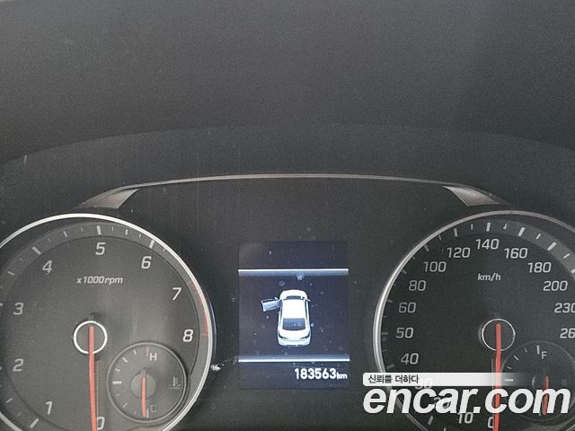 Hyundai AVANTE 2019 — photo 9