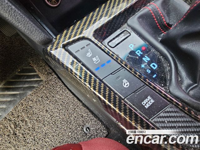 Hyundai AVANTE 2019 — photo 12