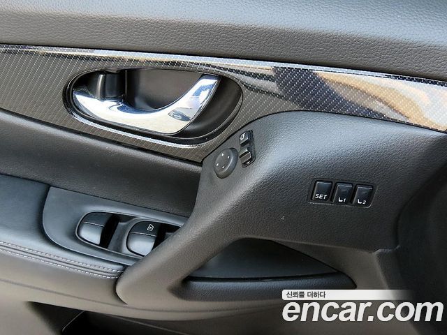 Nissan X-Trail 2018 — photo 11