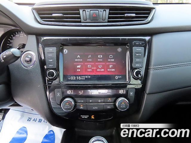 Nissan X-Trail 2018 — photo 13