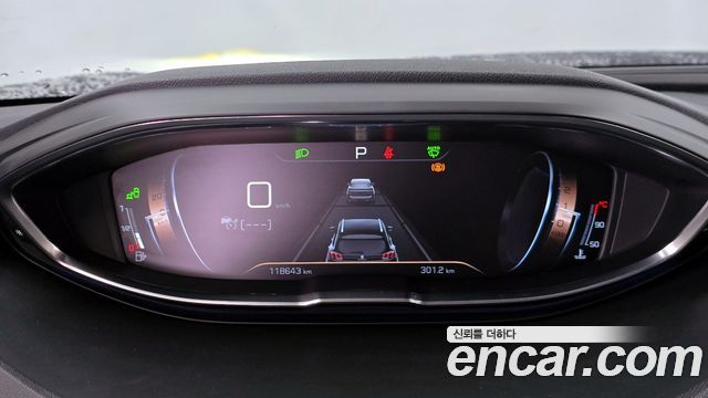 Peugeot 5008 2019 — photo 8
