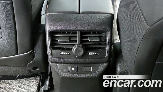 Peugeot 5008 2019 — photo 17