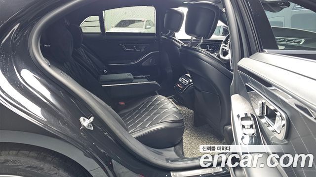 Mercedes-Benz S-Class 2022 — photo 11