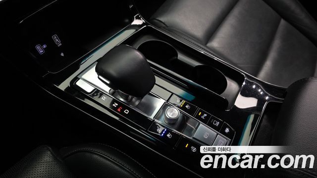 Kia K7 2020 — photo 9