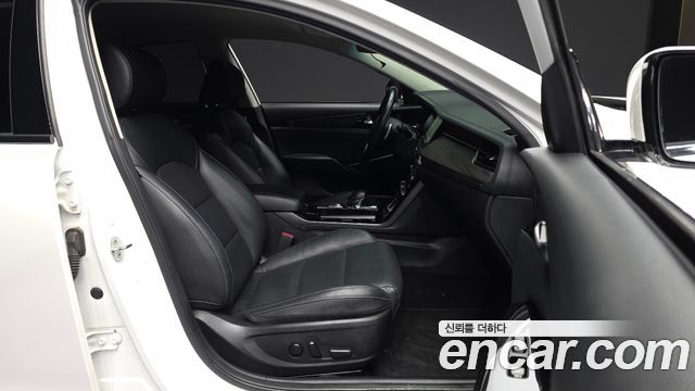 Kia K7 2020 — photo 11