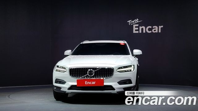Volvo V90 2021 — photo 3