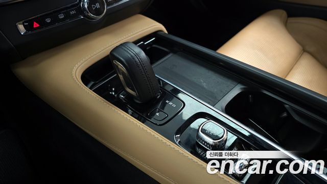 Volvo V90 2021 — photo 12