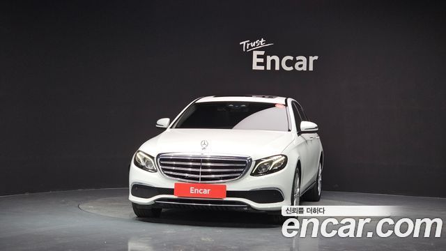Mercedes-Benz E-Class 2018 — photo 3