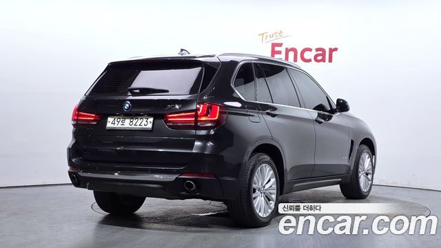BMW X5 2017 — photo 2