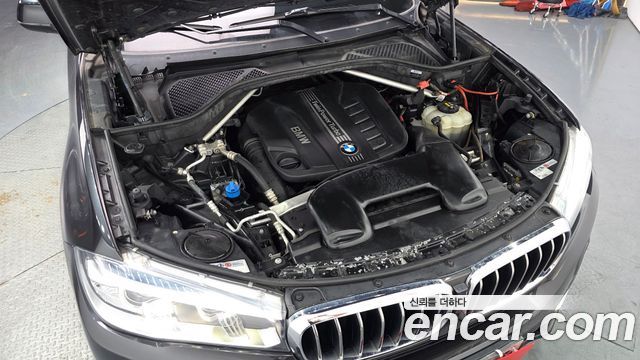 BMW X5 2017 — photo 6