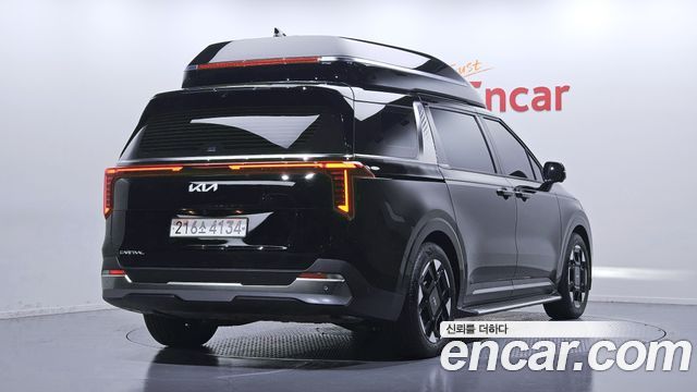 Kia Canival 2024 — photo 2