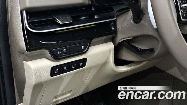 Kia Canival 2024 — photo 18