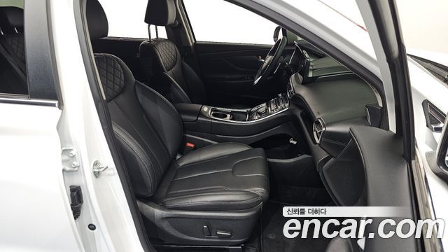 Hyundai Santafe 2021 — photo 18
