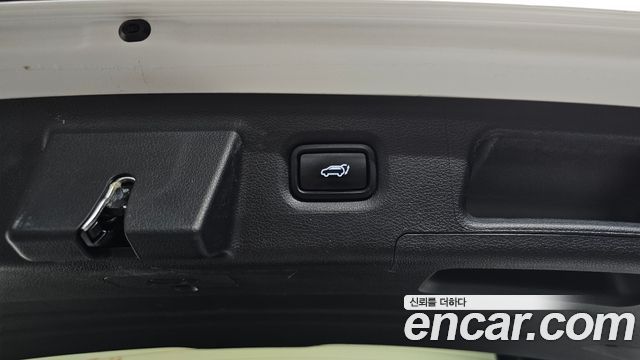Hyundai Santafe 2021 — photo 27
