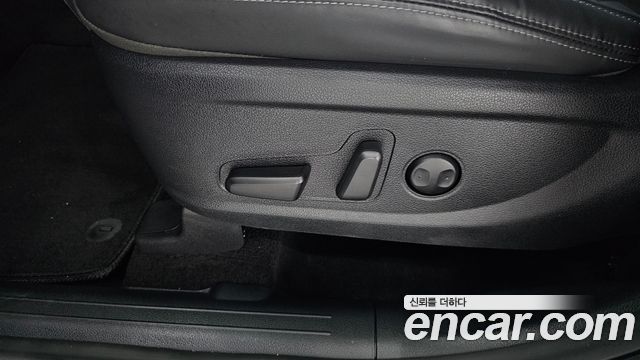 Hyundai Santafe 2021 — photo 34