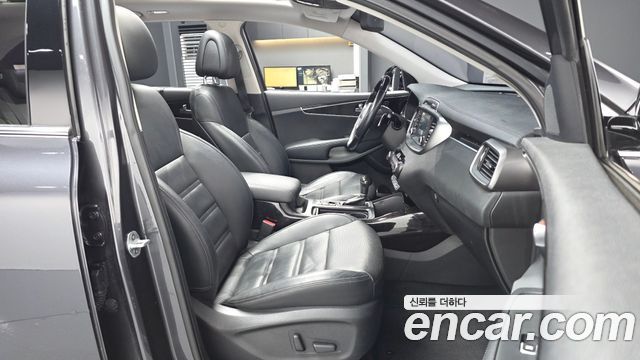 Kia Sorento 2016 — photo 11