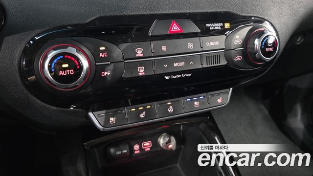 Kia Sorento 2016 — photo 16