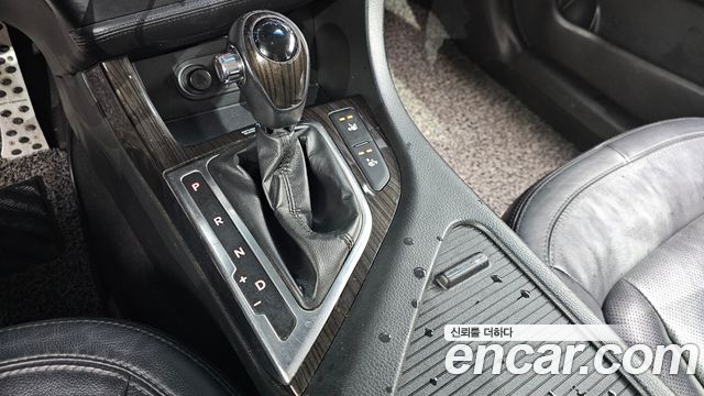 Kia K5 2013 — photo 9