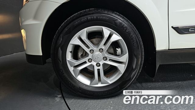 KG Mobility KORANDO 2014 — photo 5