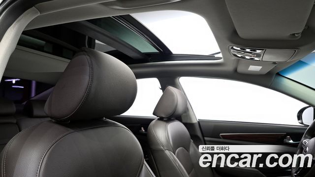 Kia K7 2016 — photo 26