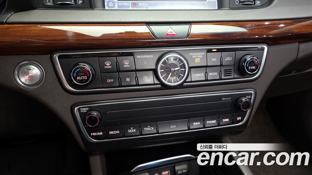 Kia K7 2016 — photo 32