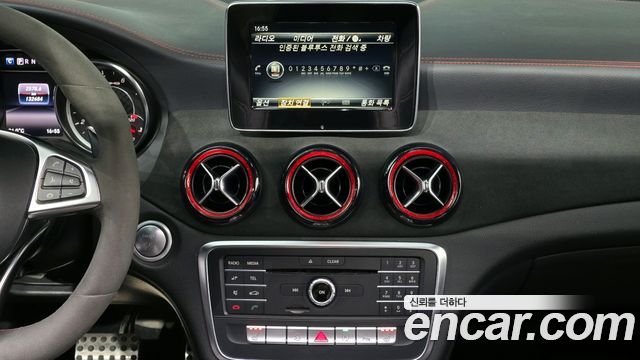 Mercedes-Benz CLA-Class 2018 — photo 24