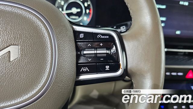 Kia Canival 2022 — photo 22