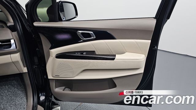 Kia Canival 2022 — photo 15