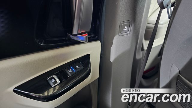 Kia Canival 2022 — photo 27