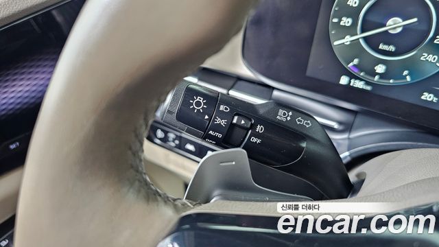 Kia Canival 2022 — photo 28