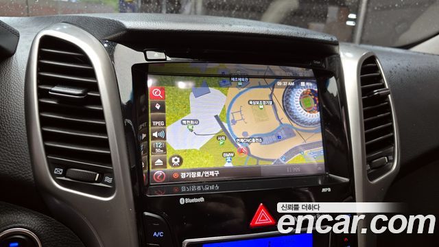 Hyundai i30 2014 — photo 15