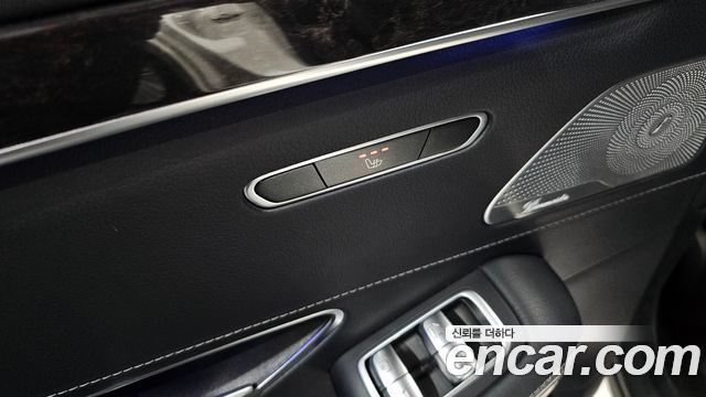 Mercedes-Benz S-Class 2019 — photo 25