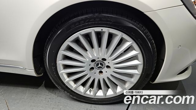 Mercedes-Benz S-Class 2019 — photo 7