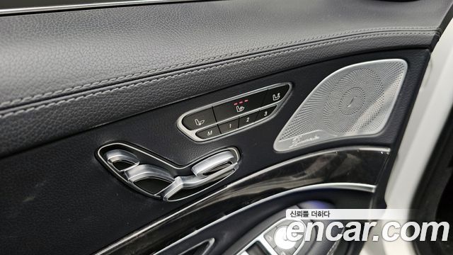 Mercedes-Benz S-Class 2019 — photo 29