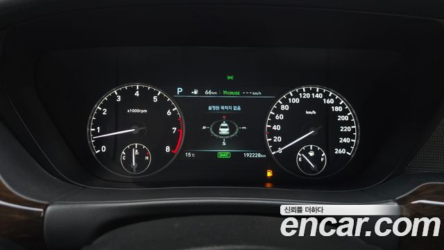 Genesis EQ900 2016 — photo 8