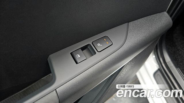 Kia Niro 2026 — photo 25