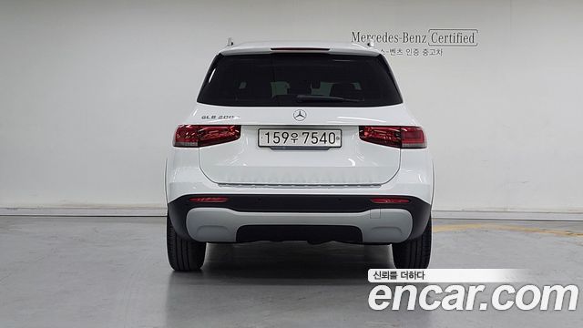 Mercedes-Benz GLB-Class 2021 — photo 4