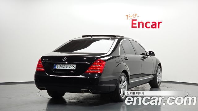 Mercedes-Benz S-Class 2010 — photo 2