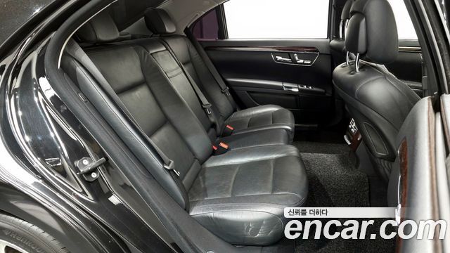 Mercedes-Benz S-Class 2010 — photo 12