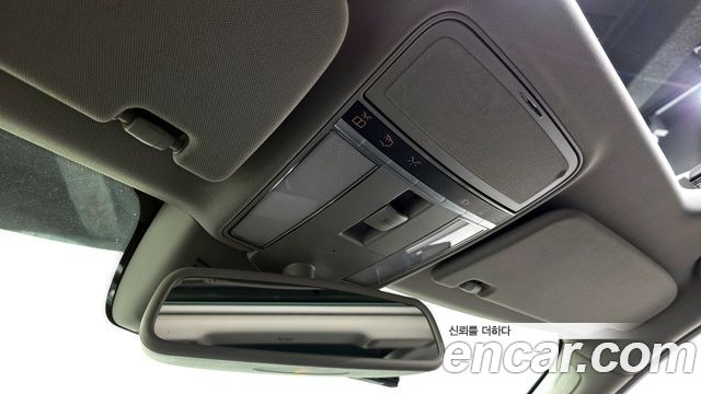 Mercedes-Benz S-Class 2010 — photo 17