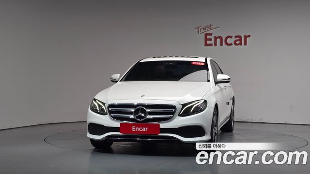 Mercedes-Benz E-Class 2019 — photo 3
