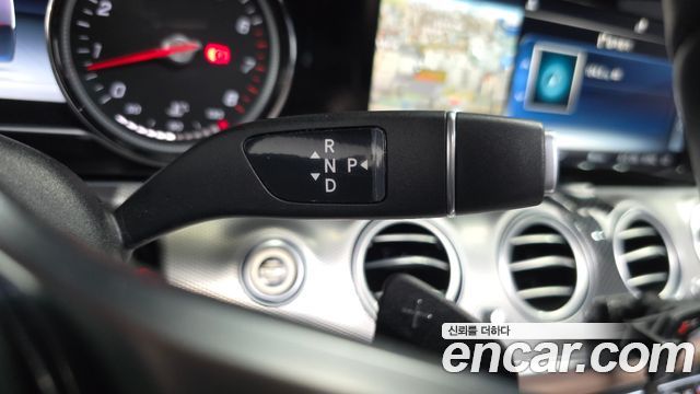 Mercedes-Benz E-Class 2019 — photo 12