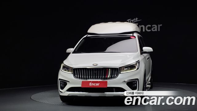 Kia Canival 2020 — photo 3