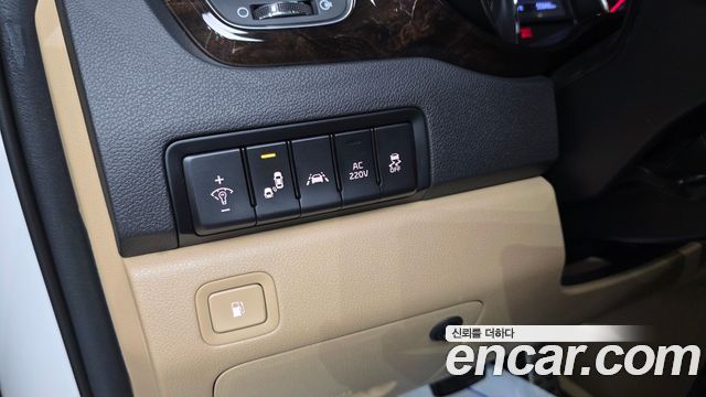Kia Canival 2020 — photo 22