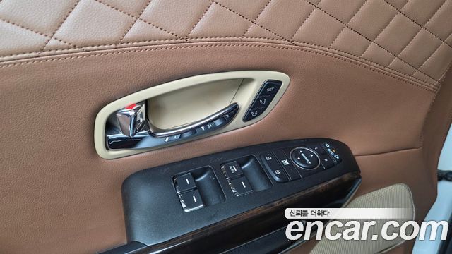 Kia Canival 2020 — photo 24